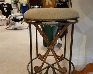 stool detail