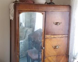 Vintage Art Deco Nouveau Waterfall Wardrobe / Dresser, Beautiful. $525