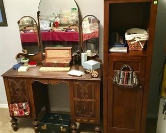 VINTAGE FOLDING GLASS WOOD VANITY.