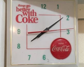 VINTAGE WORKING LIGHT UP COCA COLA CLOCK