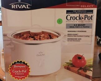 New in box Rival crock pot