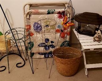 Assorted garage items