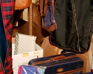 Luggage & travel bags