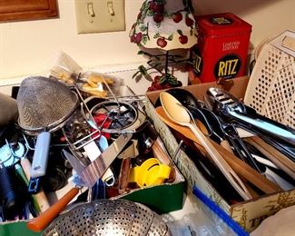 Lots of utensils & knives