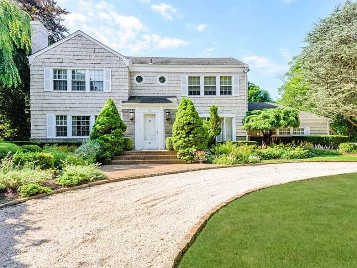 his home is filled with items to delight the eye everywhere you look.