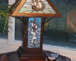 Decorative Lamp with "Stained Glass" look and Octagonal Side Table 