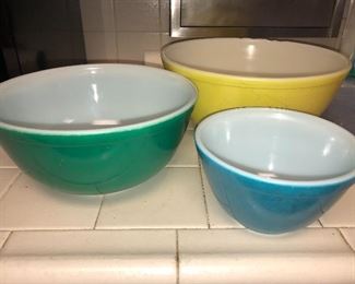 Vintage Pyrex! 