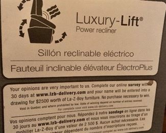 Lay-Z-Boy Luxury-Lift power recliner