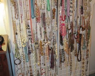 Tons of vintage jewelry