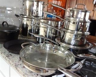 wonderful set of Cuisinart pots and pan, almost new