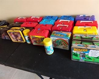 Metal and Plastic Lunch Boxes