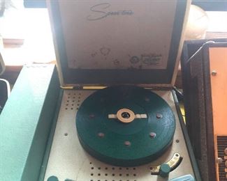 Look at this awesome vintage portable record player!!!