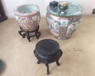 Large Chinese pots