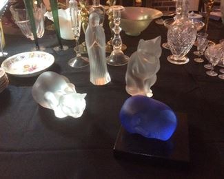 Lalique cats