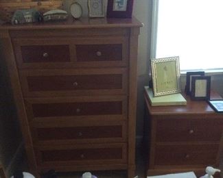 Chest of drawers by Drexel 