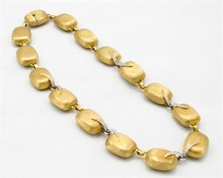 Yellow gold necklace 