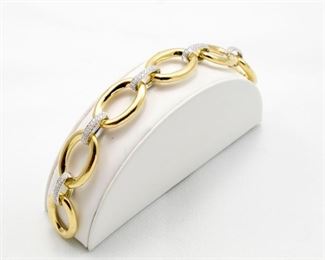 18k yellow & white gold diamond bracelet with total diamond weight of 2.00 Ct.