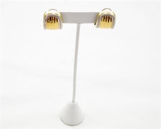 yellow gold earrings with round brilliant cut diamonds total weight of 0.50 Ct. 