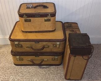 ANTIQUE LUGGAGE