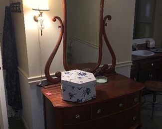 ANTIQUE DRESSER WITH MIRROR