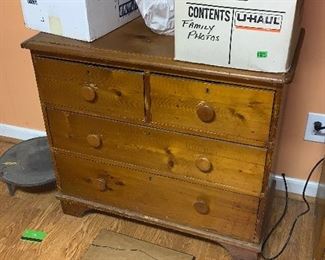 ANTIQUE 2 OVER 2 CHEST