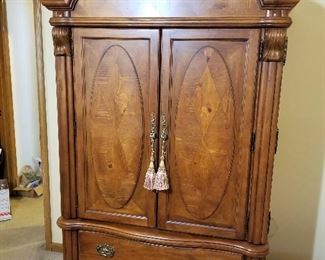 Broyhill Bedroom Furniture