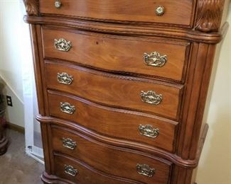 Broyhill Bedroom Furniture