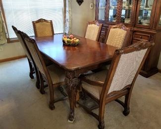 Broyhill Dining Room Furniture
