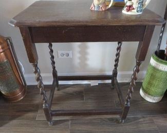 Antique Oak Barley Twist Table
