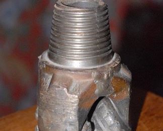 Oil drill bit