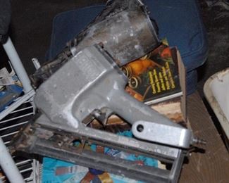 Nail gun