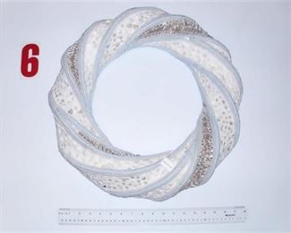 Assorted New with tags nautical decor All year round starfish, dolphins, seahorses, conch shells, jellyfish, full & 1/2 clams ornaments, wreaths & trees   aquatic 18in wreath