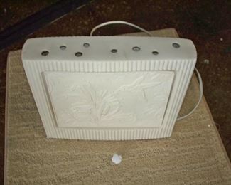 Electric lighted hummingbird themed embossed decor