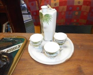 Vintage Kutani 8 pc Hand Painted Porcelain Saki Set with tray/plate