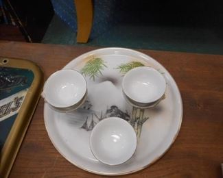 Vintage Kutani 8 pc Hand Painted Porcelain Saki Set with tray/plate