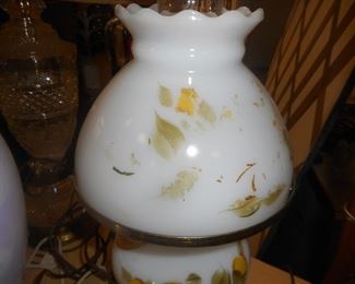 Vintage Hand Painted Hy Art Lamp Manufacturers hurricane table lamp with tags