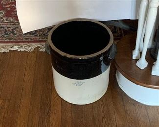 POTTERY CROCK