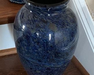 LARGE SIGNED ART GLASS VASE