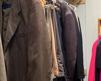 2-3XL JACKETS AND CLOTHING