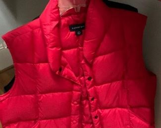 WOMANS CLOTHING