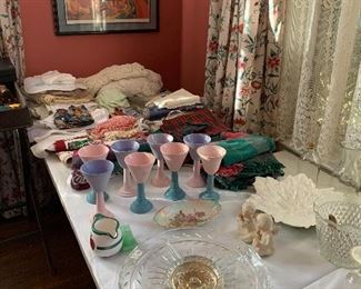 POTTERY CUPS, LINENS, AND GLASS