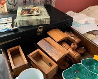 WOODEN TRAIN SET