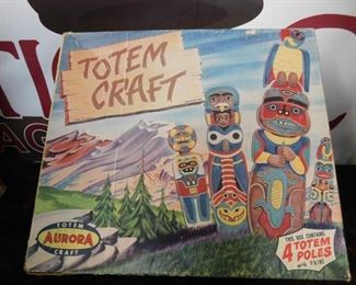 Aurora Totem Craft Model Kit in Box
