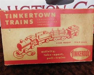 Tinkertoy Tinkertown Train Set