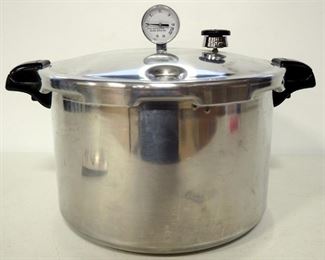 Presto Pressure Canner And Cooker, With Rack And Instructions