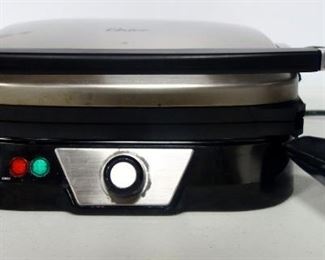 Oster Panini Maker Model CKSTPM5450, Powers On
