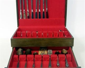 Oneida Flatware Set, Approx 60 Pieces, In Box