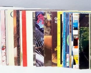 Record Collection Includes Rolling Stones, Elton John, Billy Joel, Johnny Cash, Jimmy Buffet, Jim Croce, Michael Jackson, Police And More, Approx 44