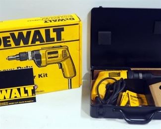 DeWalt Heavy Duty All Purpose Screwdriver Kit Model DW280K, With 1/4", 5/16" And 3/8" Socket Drivers, Extra #2 Bits, Metal Carrying Case, Original Box