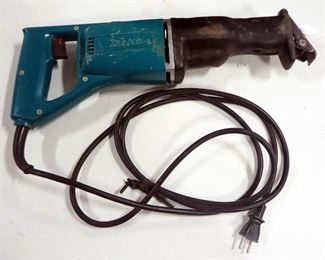Makita Reciprocating Saw Model JR3000V, With Extra Blades And Manual, In Metal Case, Powers On